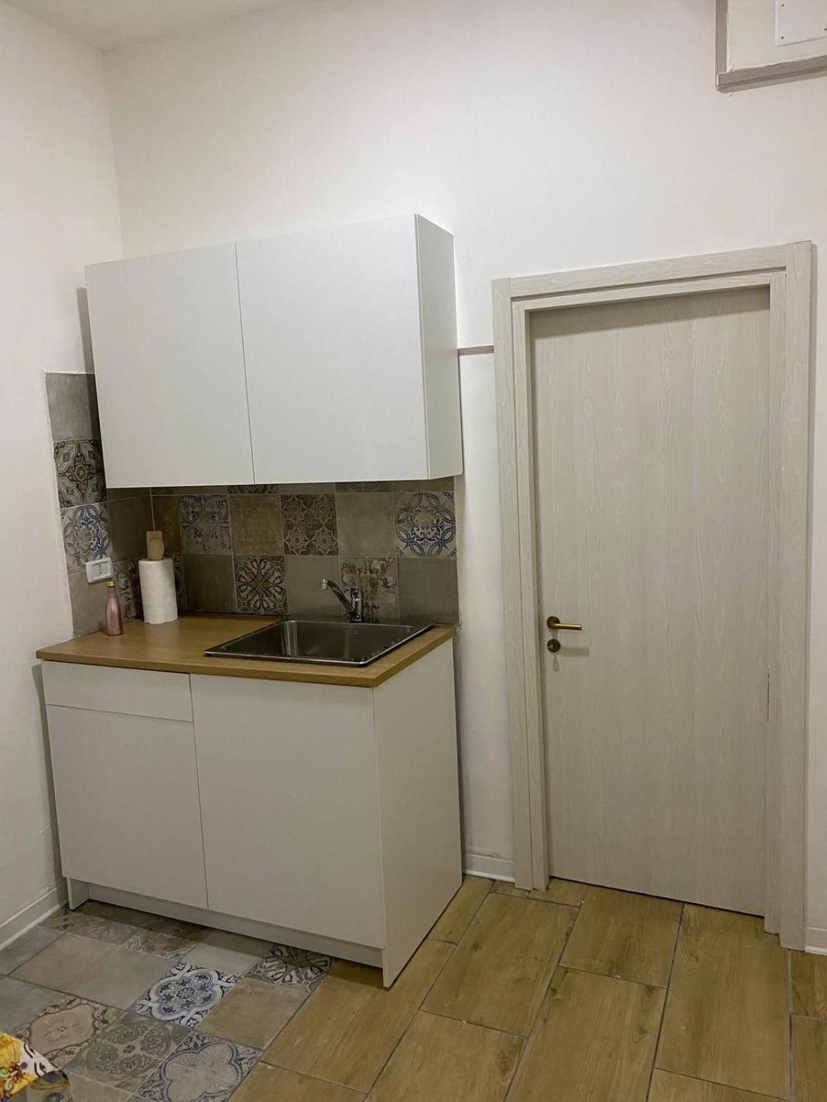 Home Rebecca Неаполь Екстер'єр фото
