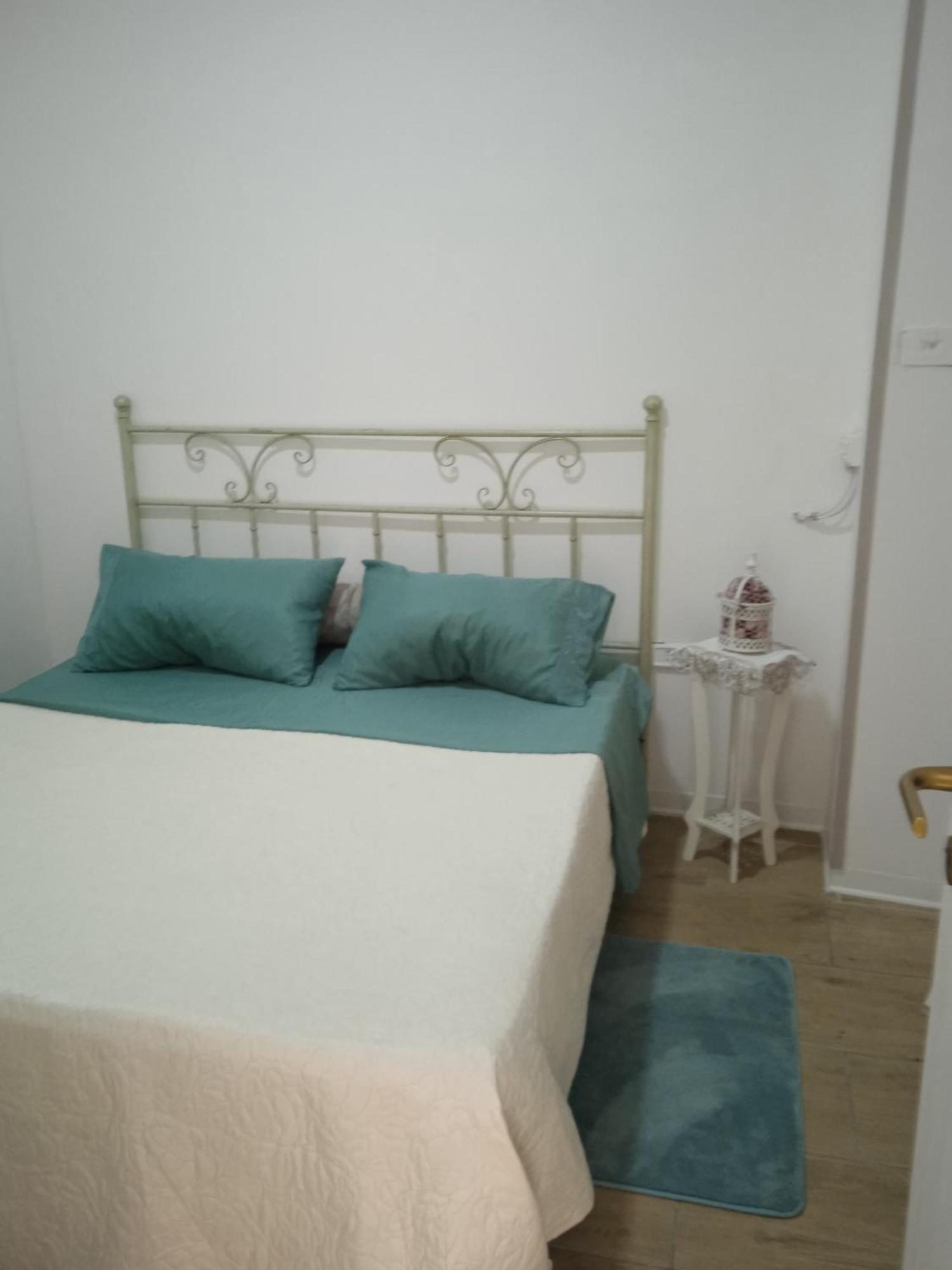 Home Rebecca Неаполь Екстер'єр фото